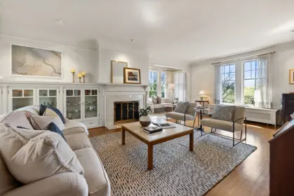 4687 Angus Drive, Vancouver, BC, Vancouver — Single Family Residence for sale