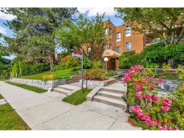 322 7151 Edmonds Street, Burnaby, BC, Burnaby — Apartment/Condo for sale