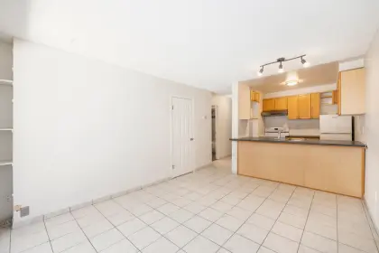 111 808 E 8th Avenue, Vancouver, BC, Vancouver — Apartment/Condo for sale