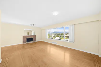 4284 Hazelwood Crescent, Burnaby, BC, Burnaby — Single Family Residence for sale