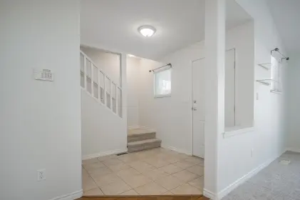 10 6885 184 Street, Surrey, BC, Surrey — Townhouse for sale