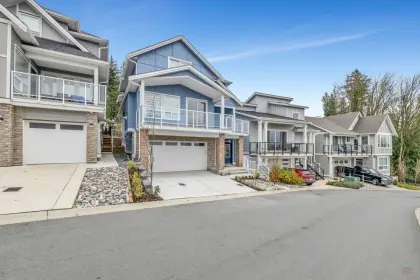 5 4217 Old Clayburn Road, Abbotsford, BC, Abbotsford — Single Family Residence for sale