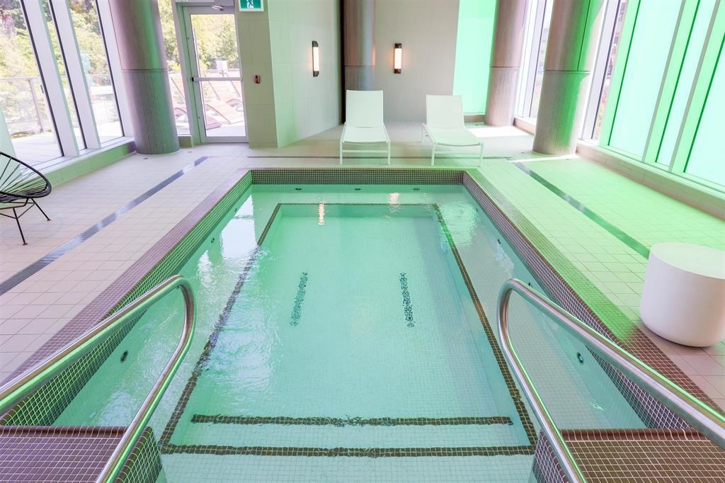 Swimming Pool Photo of 4105 9887 Whalley Boulevard, Surrey, BC