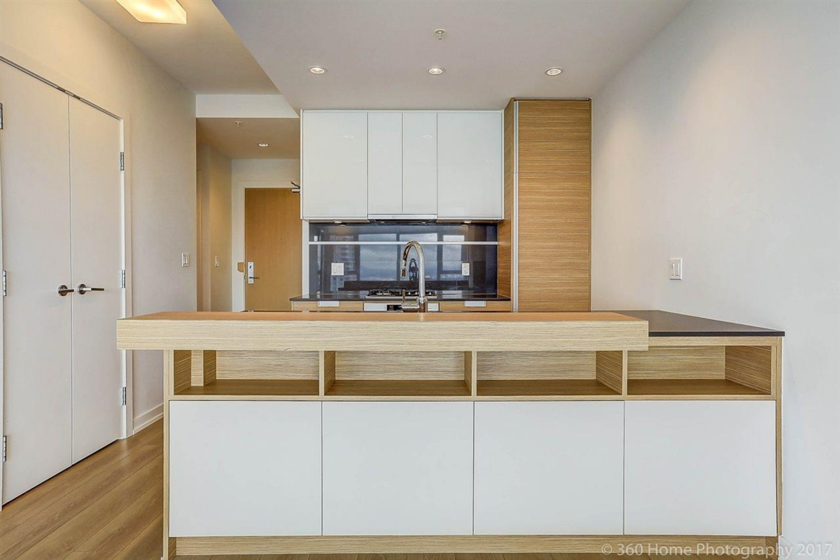 Breakfast Nook Photo of 3302 4688 Kingsway, Burnaby, BC