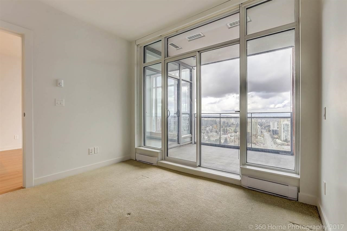 Dining Area Photo of 3302 4688 Kingsway, Burnaby, BC