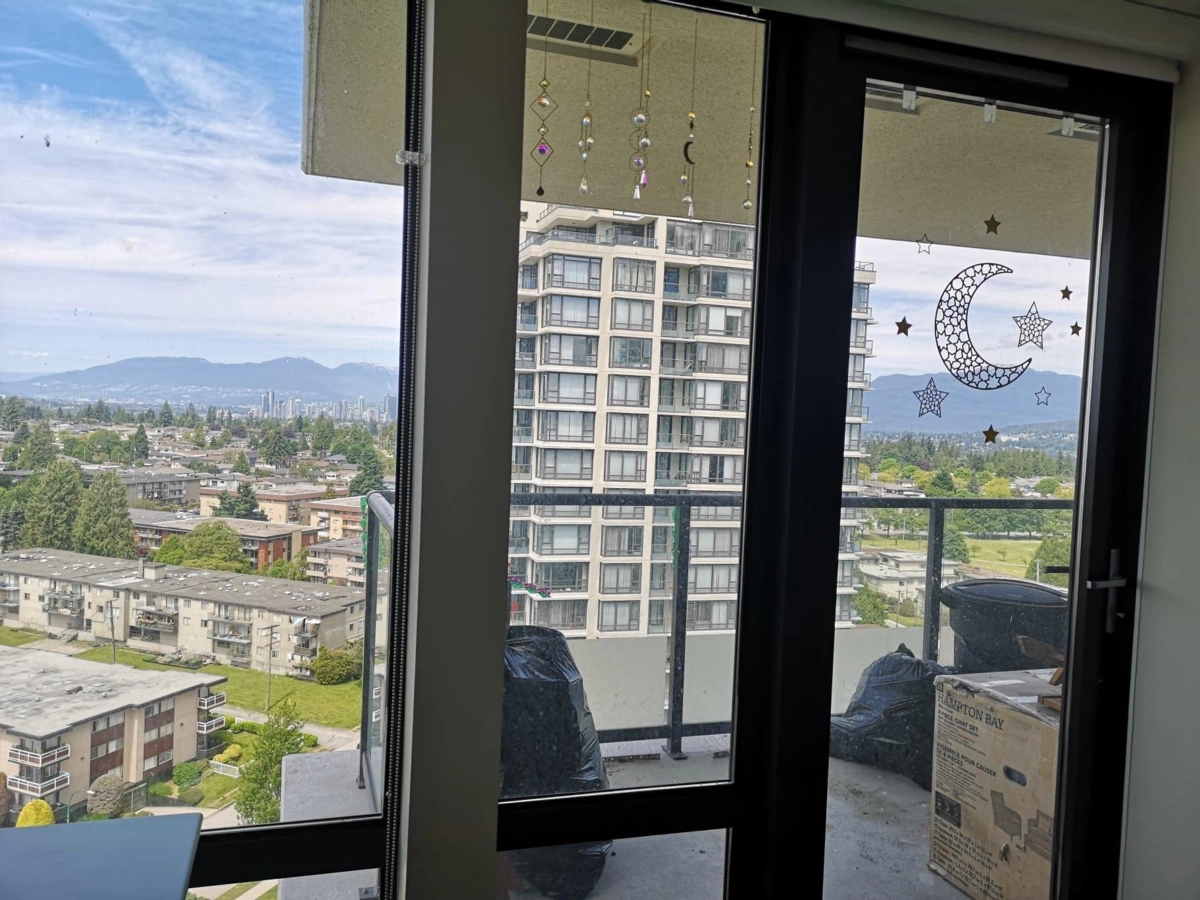 Primary Bedroom Photo of 3302 4688 Kingsway, Burnaby, BC