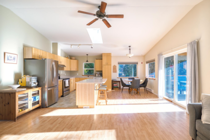 4559 Merrill Road, Madeira Park, BC, Madeira Park — Single Family Residence for sale