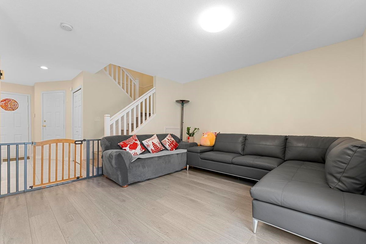 Kitchen Photo of 23 10080 Kilby Drive, Richmond, BC