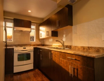 Kitchen Island Photo of 20100 50 Avenue, Langley, BC