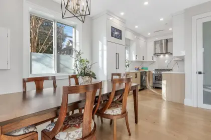 622 E 11th Avenue, Vancouver, BC, Vancouver — Half Duplex for sale