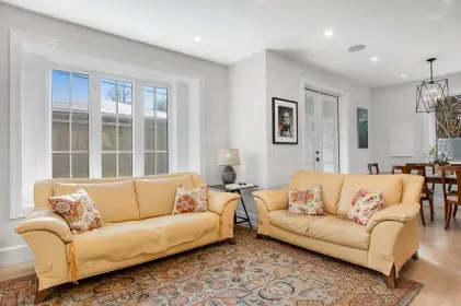 622 E 11th Avenue, Vancouver, BC, Vancouver — Half Duplex for sale