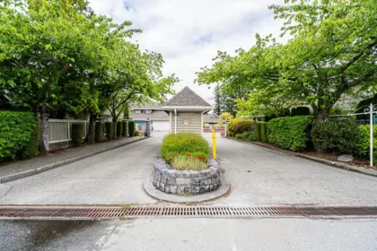 Unit 26 15677 24 Avenue, Surrey, BC, Surrey — Townhouse for sale