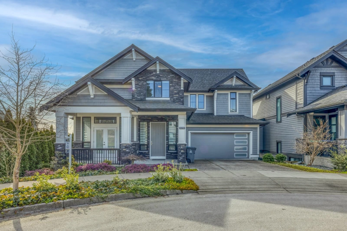 Exterior Front Photo of 16790 17 Avenue, Surrey, BC