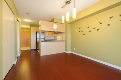 1207 6611 Cooney Road, Richmond, BC, Richmond — Apartment/Condo for sale