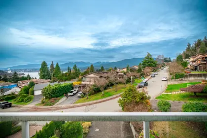 7370 Pandora Street, Burnaby, BC, Burnaby — Single Family Residence for sale