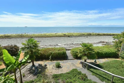 2757 Lower Road, Roberts Creek, BC, Roberts Creek — Single Family Residence for sale