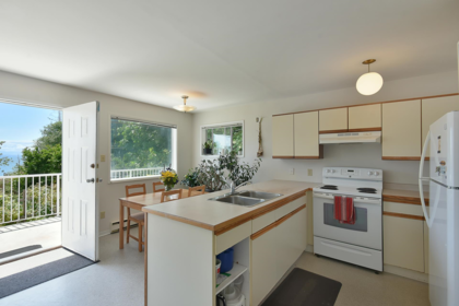 Garden / Landscaping Photo of 2757 Lower Road, Roberts Creek, BC