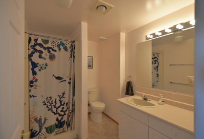 Powder Room Photo of 2757 Lower Road, Roberts Creek, BC