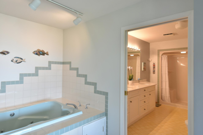 Walk-In Closet Photo of 2757 Lower Road, Roberts Creek, BC