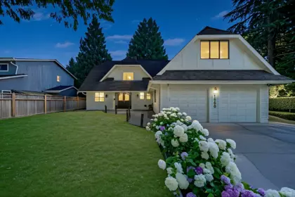 1660 145 Street, Surrey, BC, Sunnyside Park Surrey — 5 bed single family residence for sale