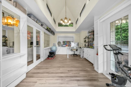 Office / Den Photo of 1660 145 Street, Surrey, BC