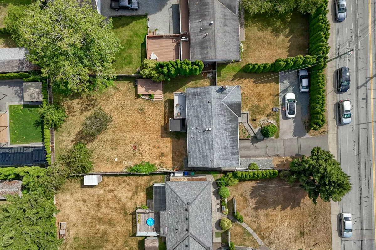 Hot Tub / Spa Photo of 1728 156 Street, Surrey, BC