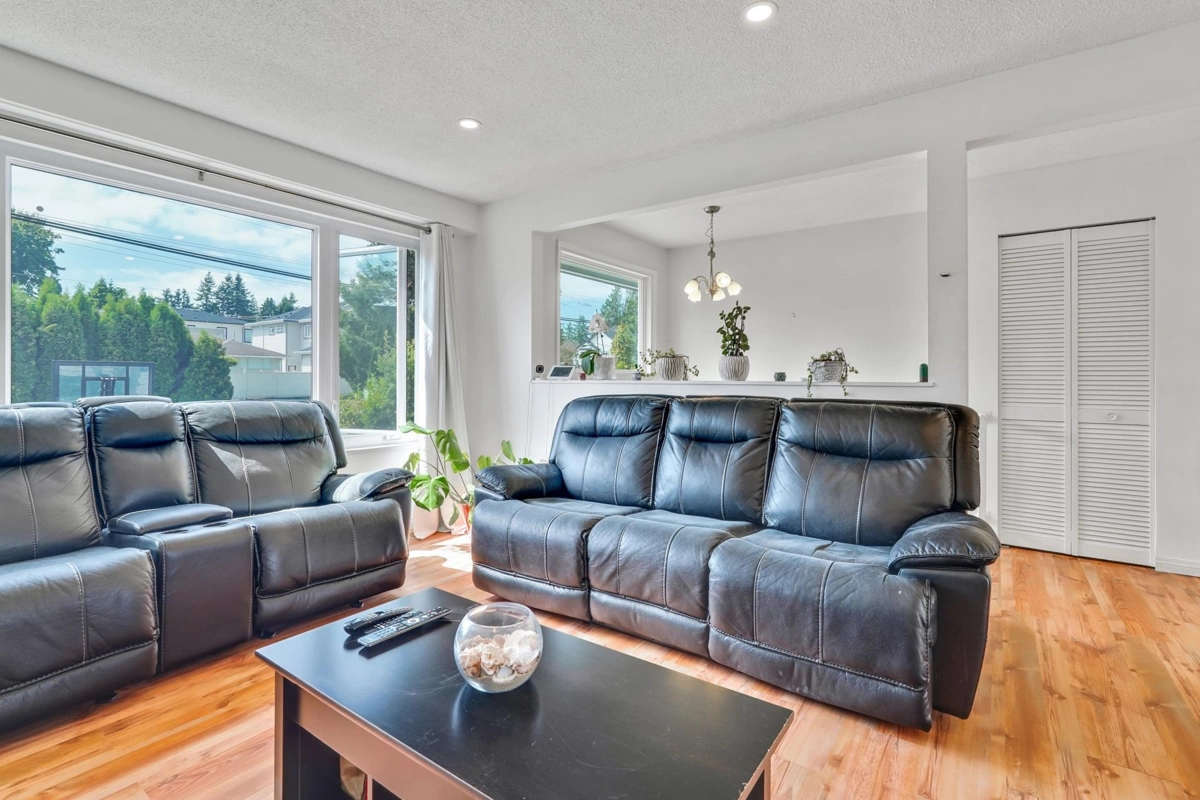 Living Room Photo of 1728 156 Street, Surrey, BC