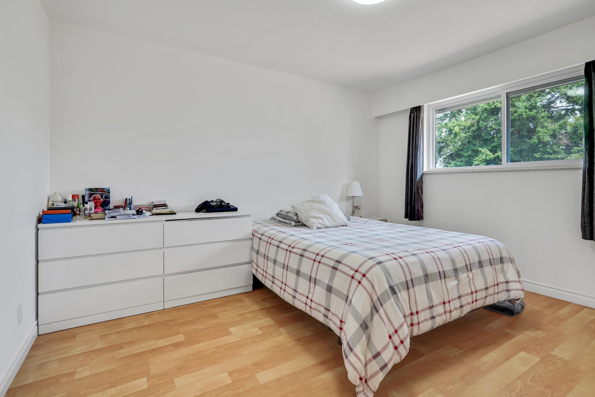 Loft / Bonus Room Photo of 1728 156 Street, Surrey, BC