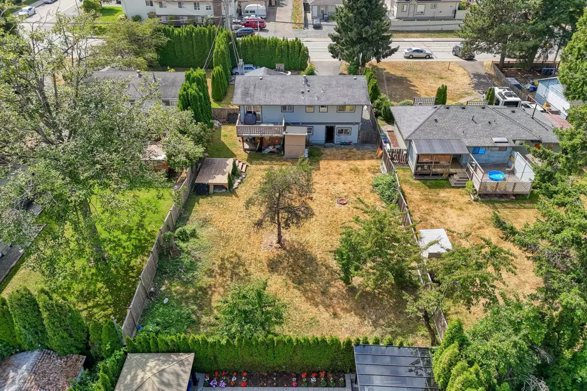 Outdoor Kitchen Photo of 1728 156 Street, Surrey, BC