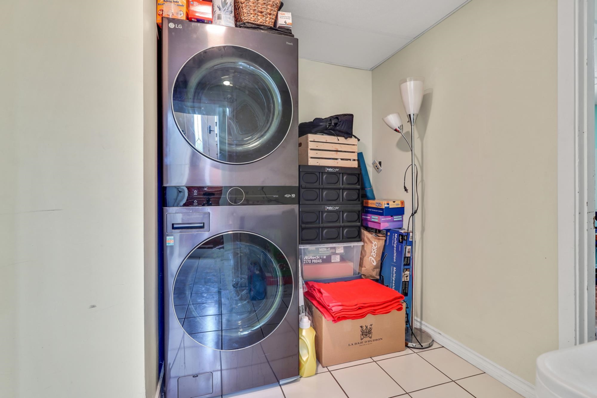 Staircase Photo of 1728 156 Street, Surrey, BC