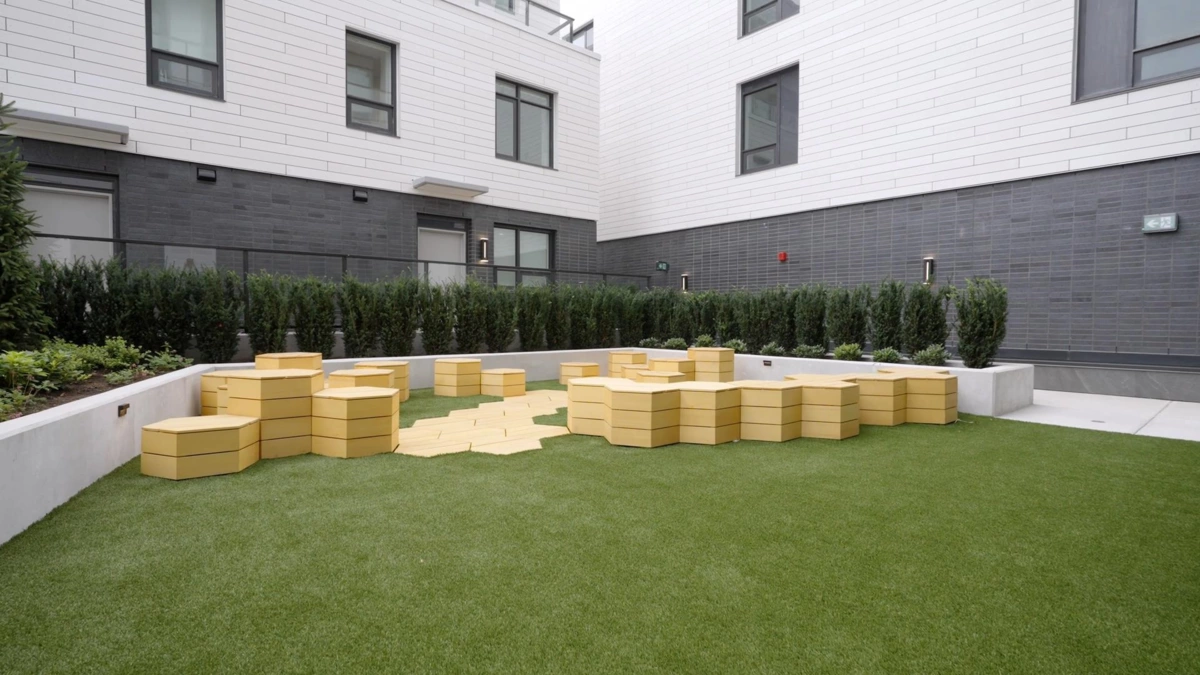 Hallway Photo of 1007 6468 Willingdon Avenue, Burnaby, BC