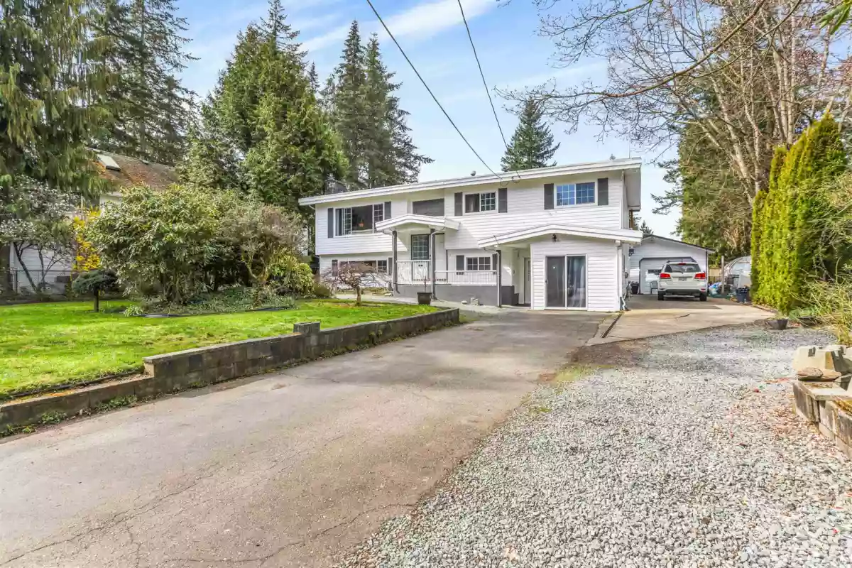 Living Room Photo of 3943 202a Street, Langley, BC
