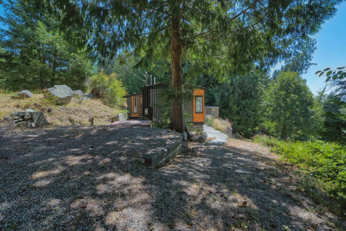 Backyard Photo of 7949 Redrooffs Road, Halfmoon Bay, BC