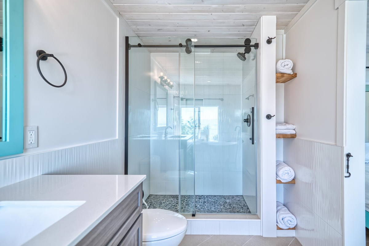 Loft / Bonus Room Photo of 7949 Redrooffs Road, Halfmoon Bay, BC