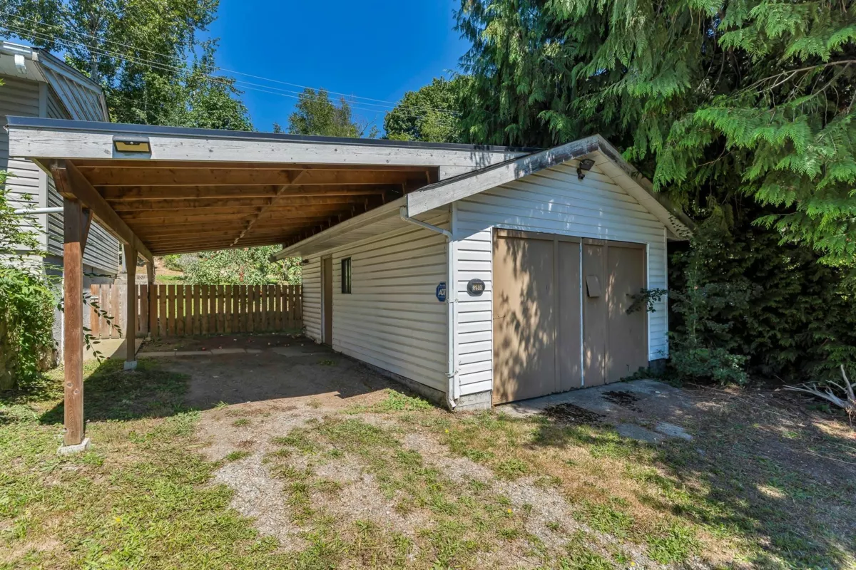 Dining Area Photo of 32810 2nd Avenue, Mission, BC