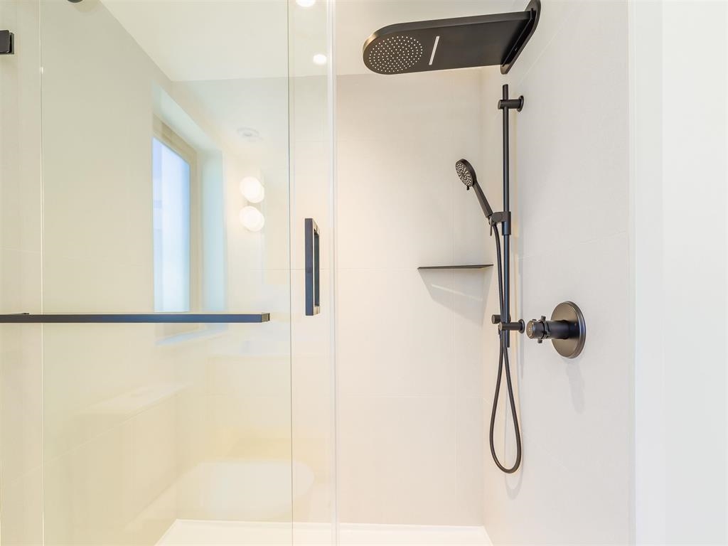 Backyard Photo of 51 550 W 28th Avenue, Vancouver, BC