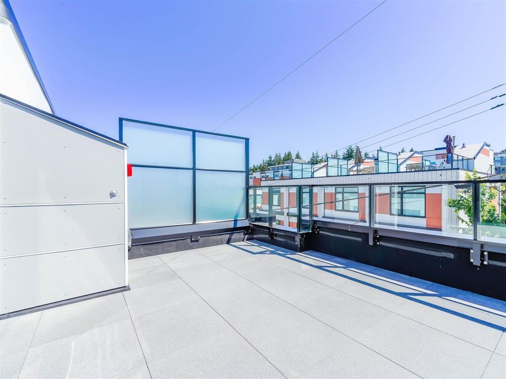 Garden / Landscaping Photo of 51 550 W 28th Avenue, Vancouver, BC