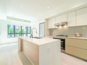 51 550 W 28th Avenue, Vancouver, BC, Vancouver — Townhouse for sale