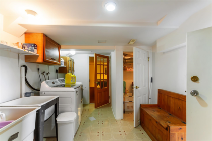 Hallway Photo of 1650 Ioco Road, Port Moody, BC