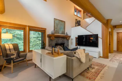 25 2250 Nordic Drive, Whistler, BC, Whistler — Townhouse for sale