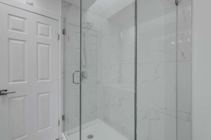 Hallway Photo of 8636 141b Street, Surrey, BC