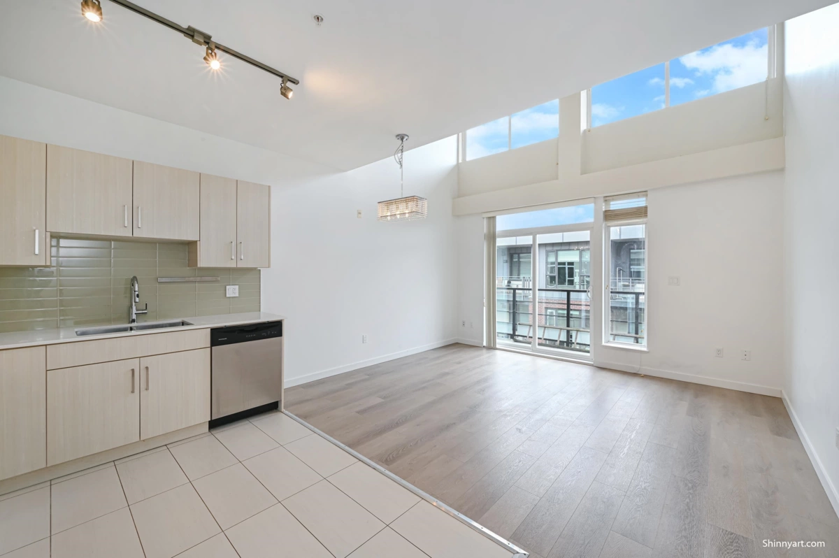 Dining Area Photo of PH19 5288 Grimmer Street, Burnaby, BC