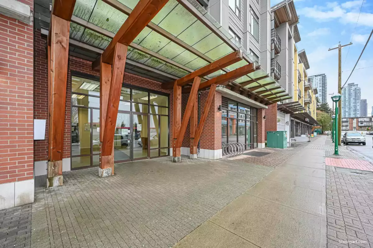 Mudroom Photo of PH19 5288 Grimmer Street, Burnaby, BC