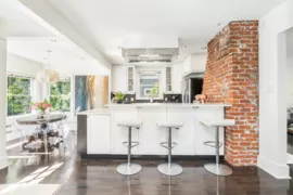 4678 W 9th Avenue, Vancouver, BC