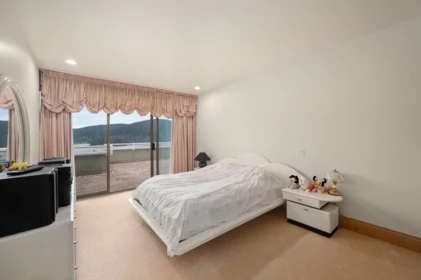 Guest Bathroom Photo of 828 Beachview Drive, North Vancouver, BC