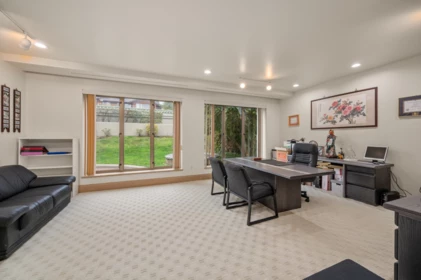 Loft / Bonus Room Photo of 828 Beachview Drive, North Vancouver, BC