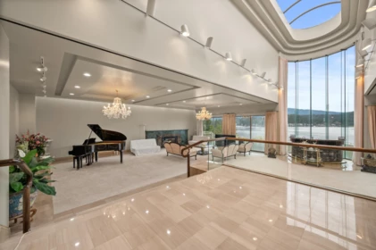 Primary Bedroom Photo of 828 Beachview Drive, North Vancouver, BC