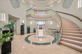 828 Beachview Drive, North Vancouver, BC