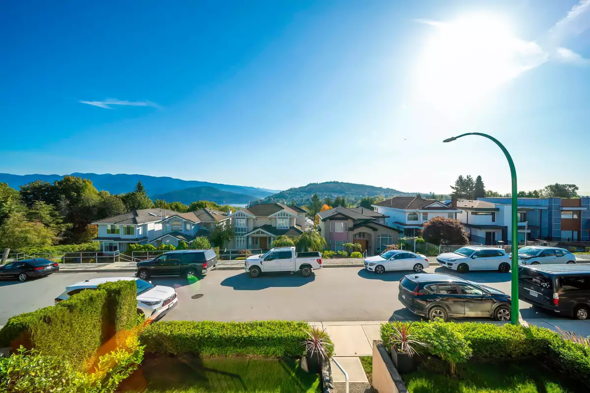 Fitness Center Photo Near 125 N Warwick Avenue, Burnaby, BC