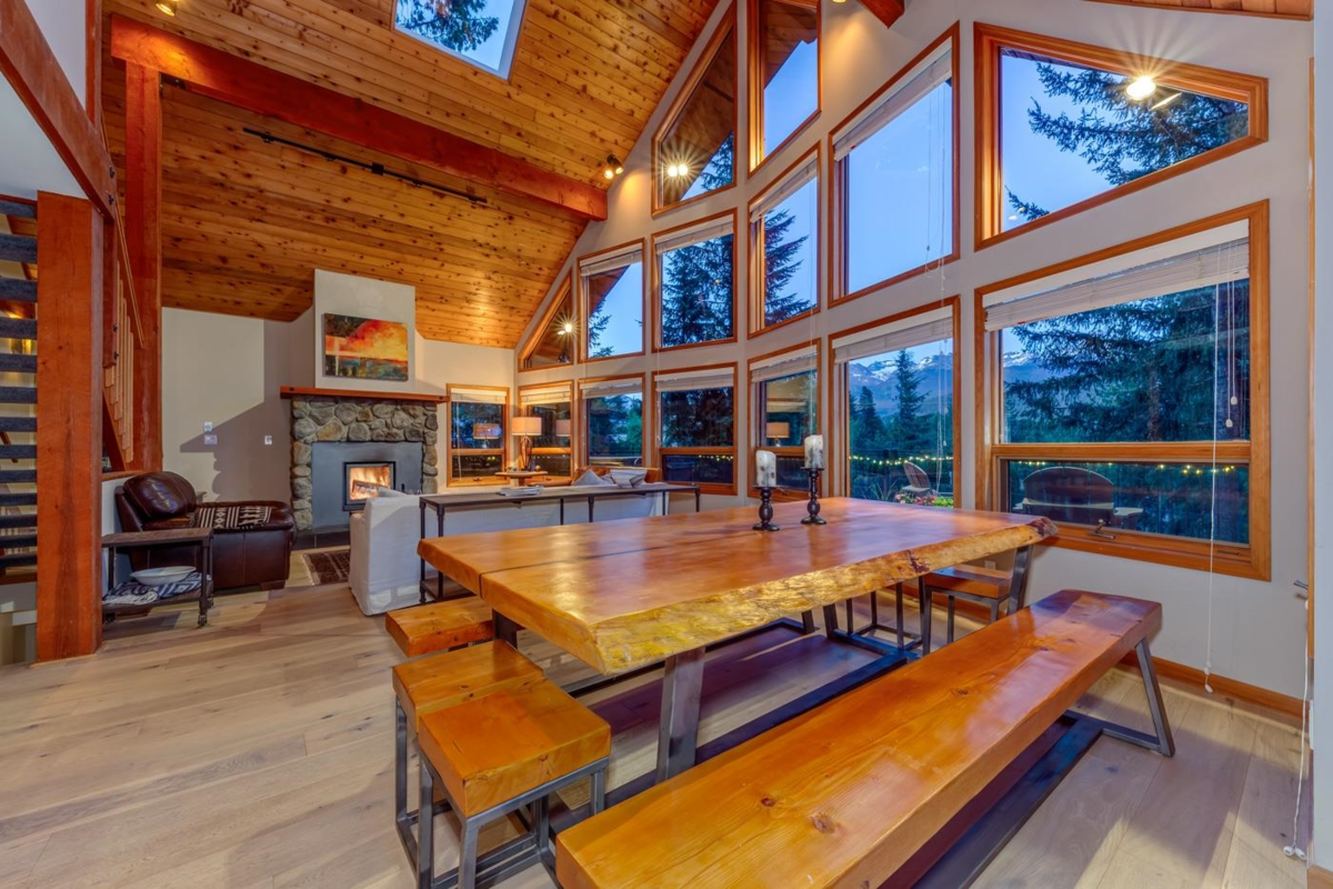 Kitchen Photo of 8505 Matterhorn Drive, Whistler, BC